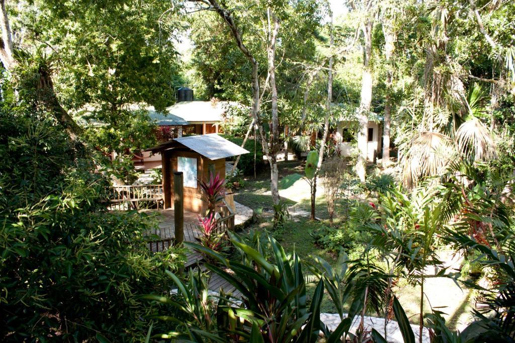 Hotel Jaguar Inn Tikal Exterior photo